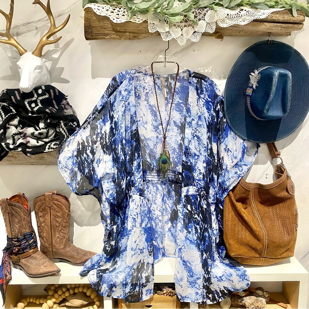 Penningtons Blue Black White Abstract Print Swim Coverup